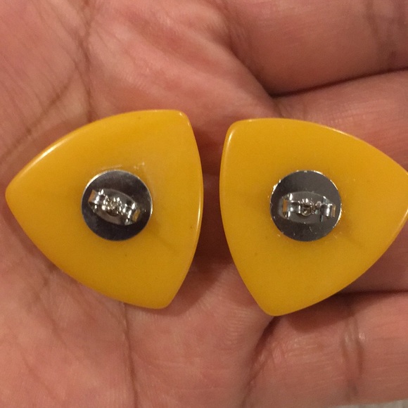 Vintage Butterscotch and  Green Bakelite Earrings and Bangle Bracelet Lot - Picture 5 of 8